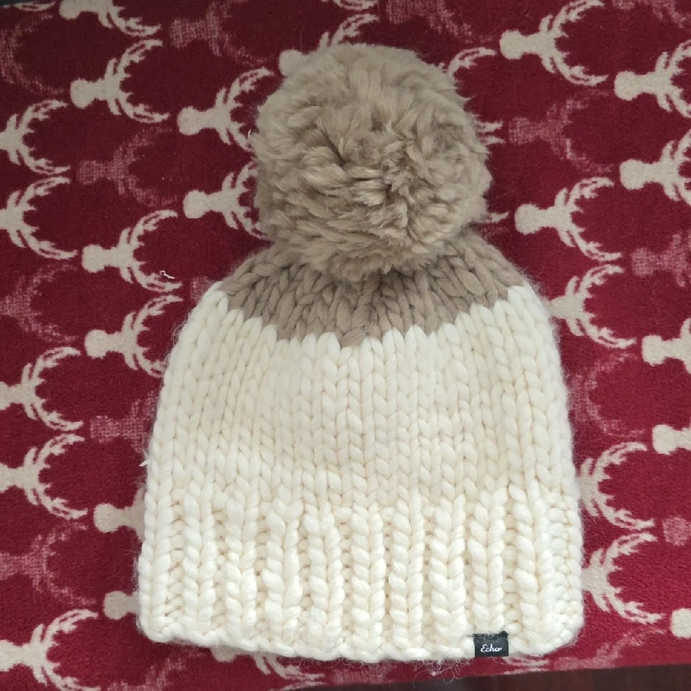 Echi Cream and Tan Pom-Pom Hat